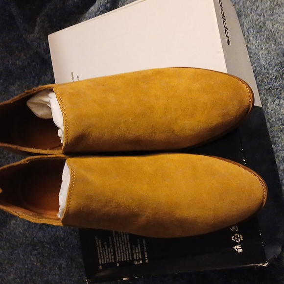 COPY - NWT IN OPENED BOX WOMEN'S HEELED SHORT BOOTS COACH - Picture 1 of 10
